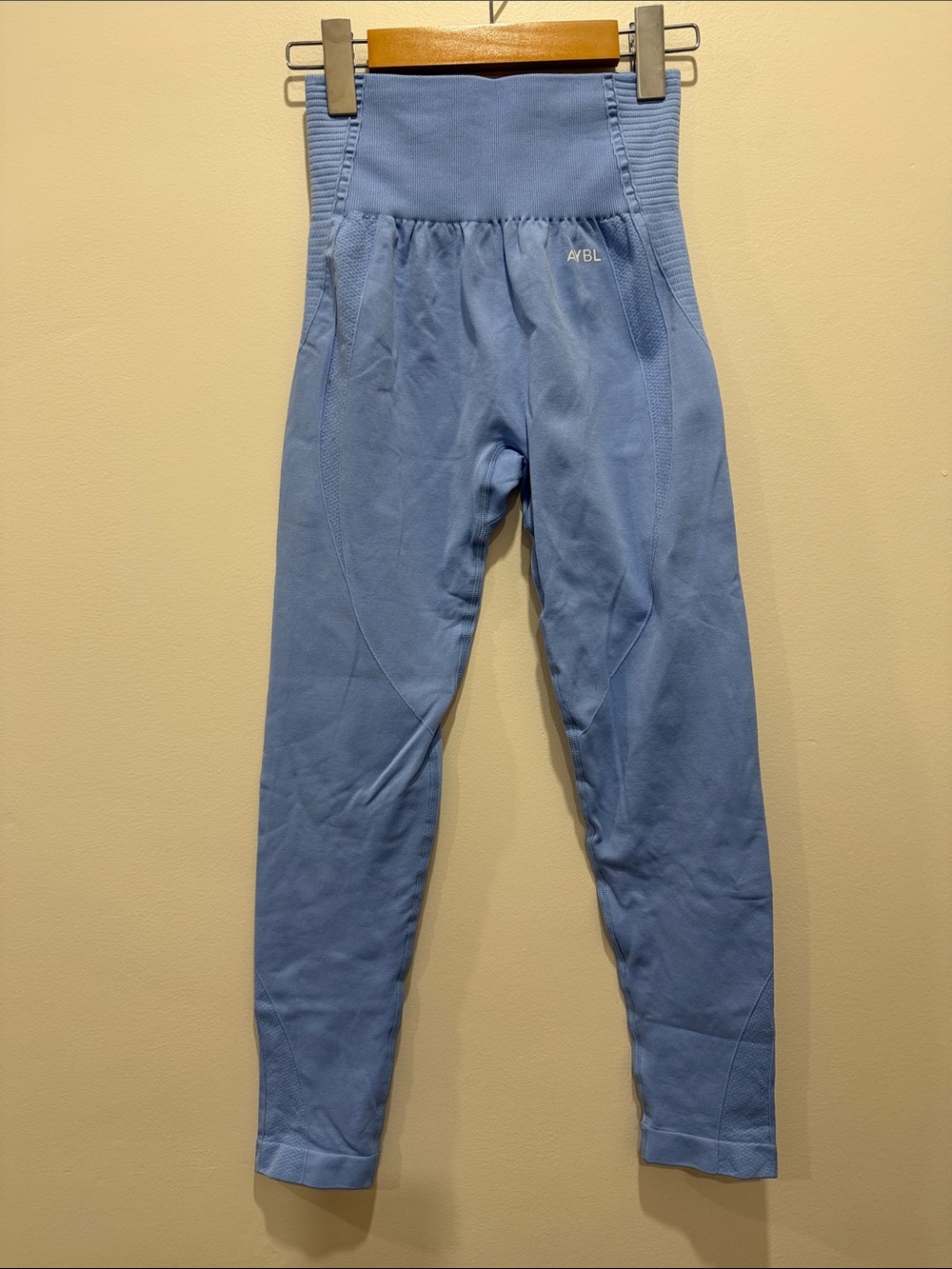 AYBL Sky Blue High-Waist Seamless Leggings size Small EUC